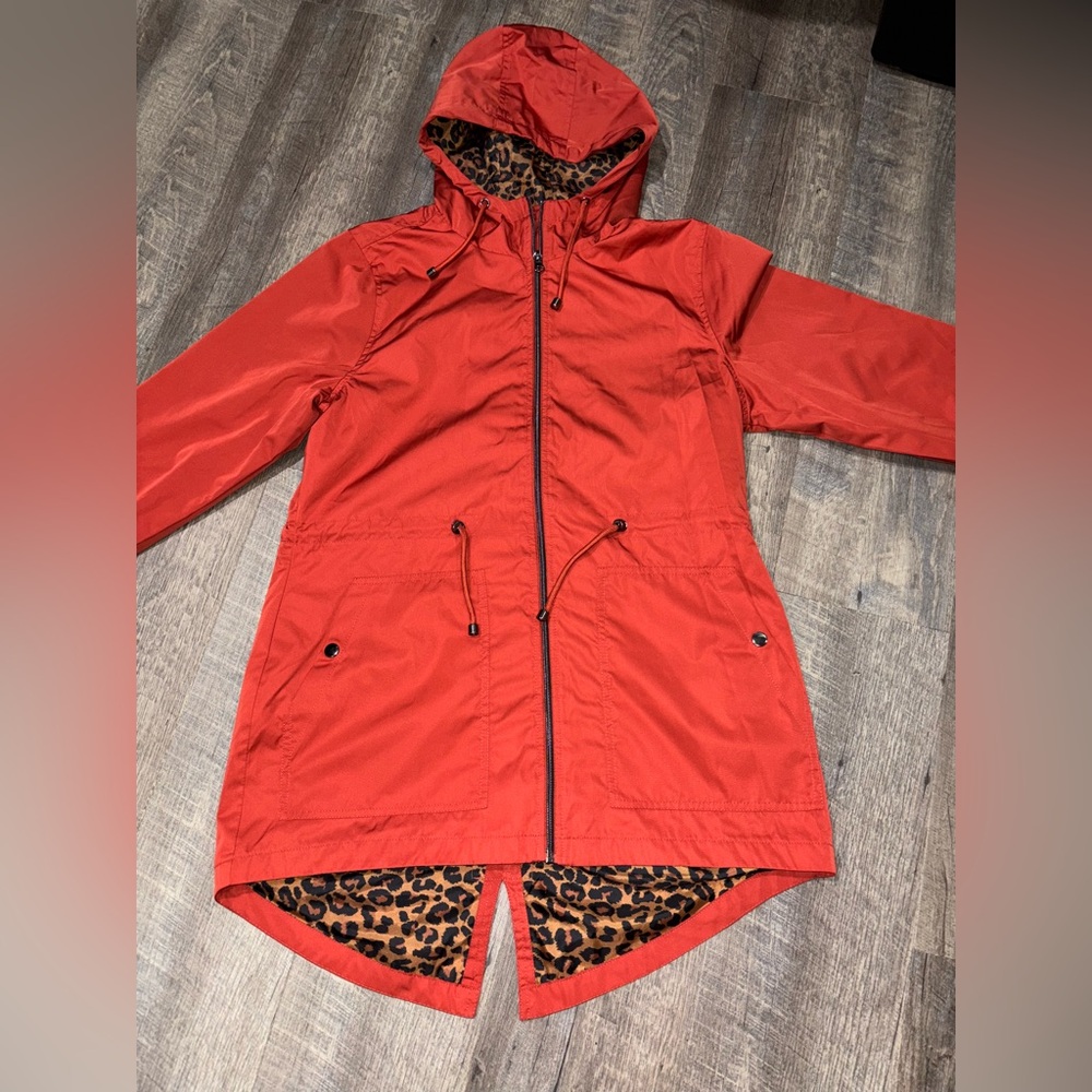 ORANGE RAINCOAT | UTILITY | OUTDOORS |
| SIZE: MED (8/10) | - Picture 7 of 14